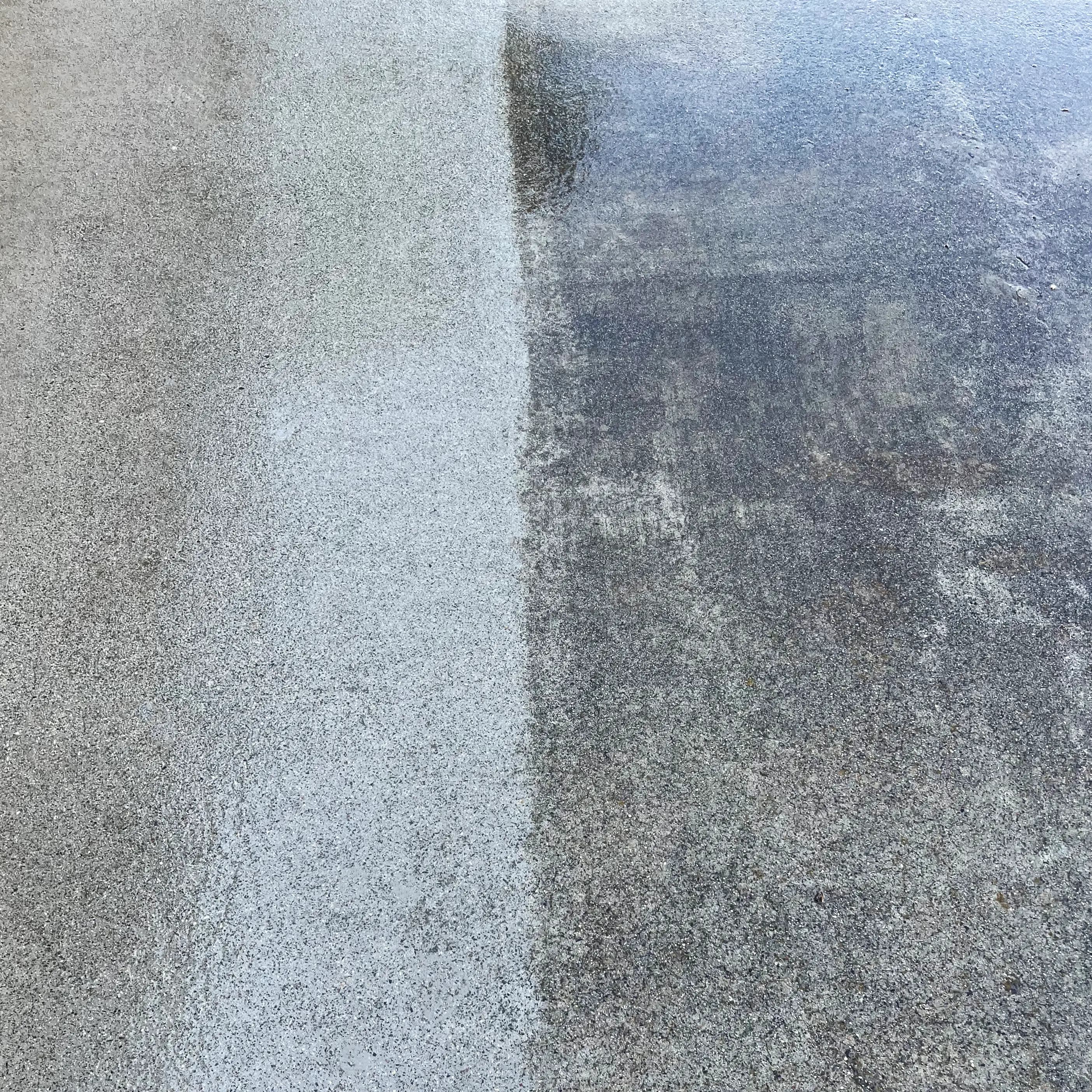 Professional Driveway Cleaning in Riverside County